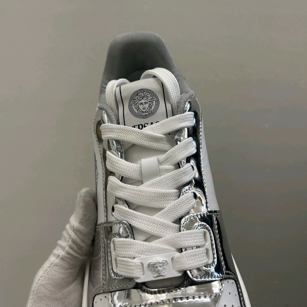 Versace Medusa Mens Leather White/Silver Sneakers Mens Size 10 US - Picture 6 of 15